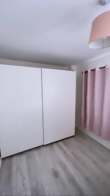 3 Stories, 5 Bedroom House In Prime Location With Balcony And Shared Garden Ливерпуль Экстерьер фото